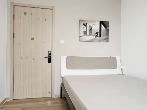 合租·新希望锦官阁 4居室 东北卧