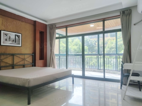 合租·名士公馆 4居室 南卧