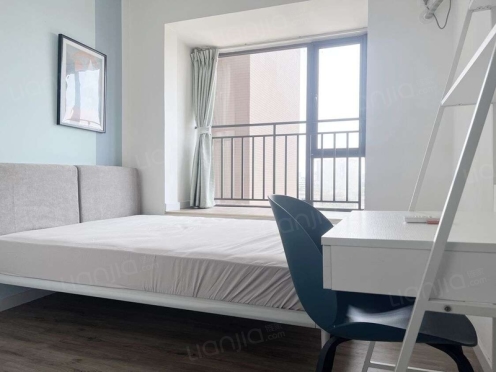 合租·优品尚东三期 4居室 北卧