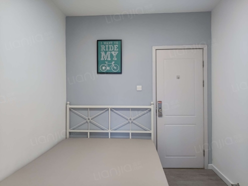 合租·蓝光凯丽香江 4居室 北卧