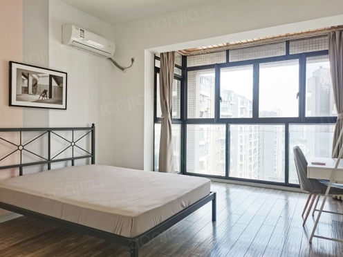 合租·优客联邦三期 4居室 南卧