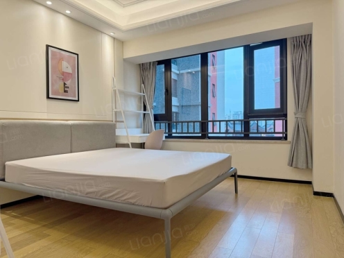 合租·麓府 4居室 东南卧