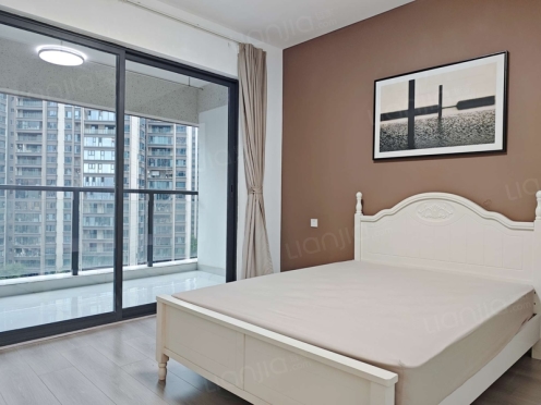 合租·川发天府上城A区 5居室 东卧