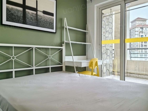 合租·富丽东方 4居室 西卧