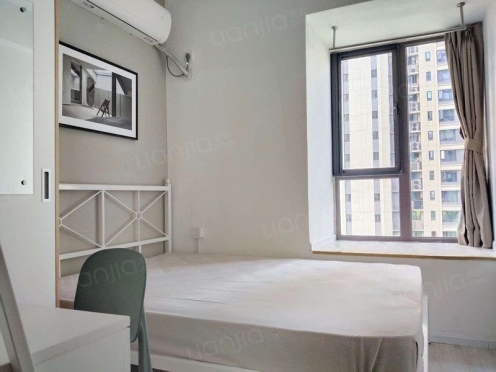 合租·优品尚东三期 4居室 南卧