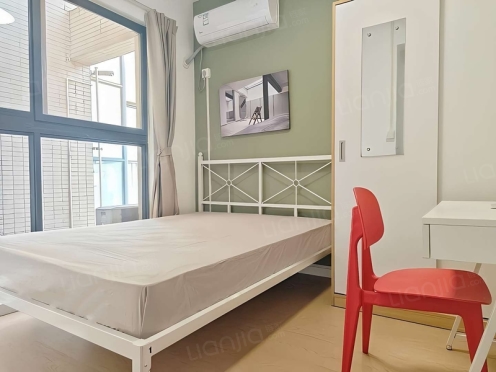 合租·会所金澜苑 4居室 东卧