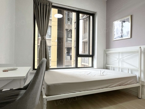 合租·朗基天香 4居室 东卧