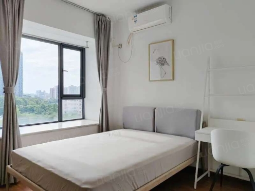 合租·汇融名城C区 3居室 西卧