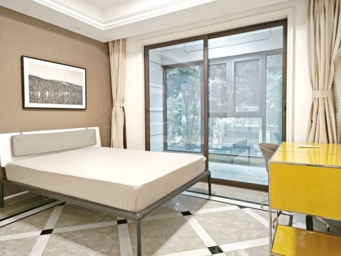 合租·绿地新里城四期 4居室 北卧