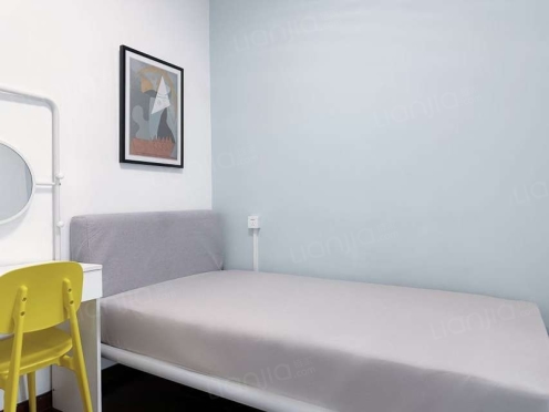 合租·交大智能九期 4居室 东北卧