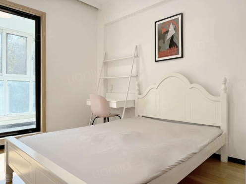 合租·中德英伦联邦D区 4居室 西南卧