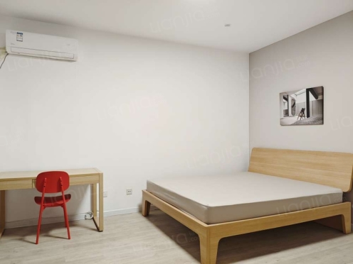 合租·英郡一期 3居室 西南卧