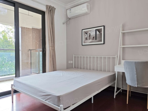 合租·恒大天府半岛三期 4居室 东北卧