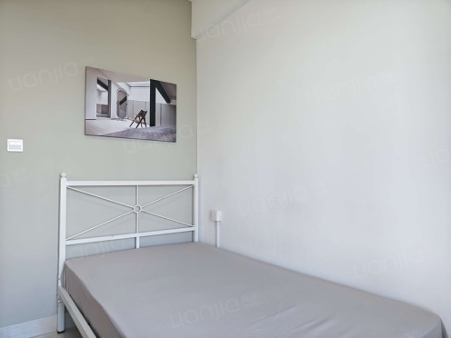 合租·中房蓝水湾 4居室 北卧