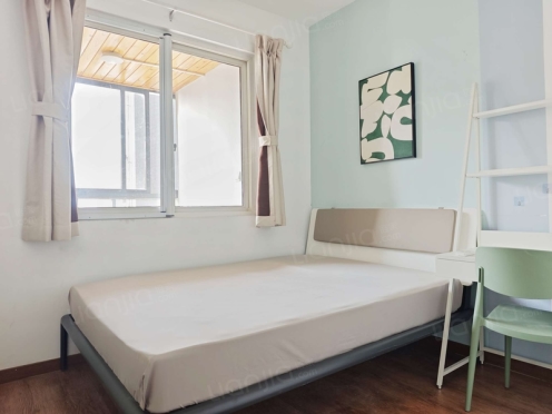 合租·西岸观邸 4居室 西卧