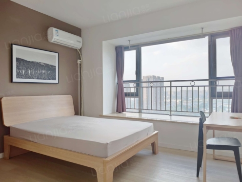 合租·中海兰庭 4居室 北卧