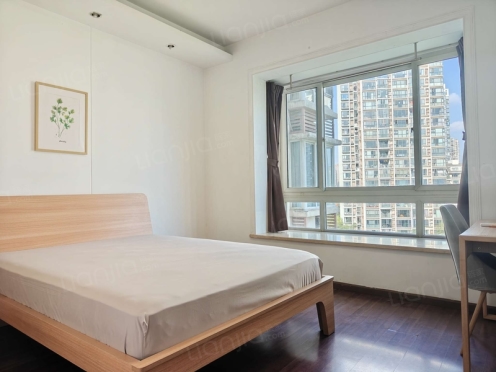 合租·天府名居 4居室 北卧