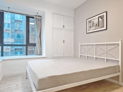 合租·华润凤凰城一期 4居室 西卧