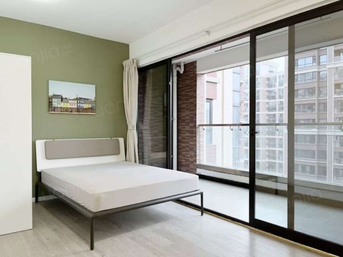 合租·中德英伦世邦F区 5居室 北卧