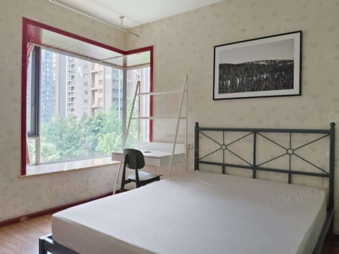 合租·中海兰庭 4居室 南卧