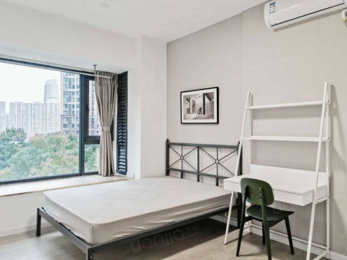 合租·金地天府城 4居室 南卧