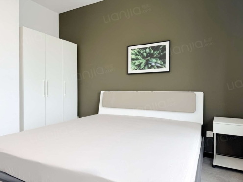 合租·金府花园 4居室 西卧