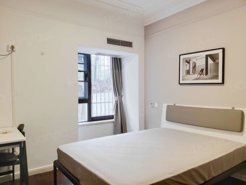 合租·首信首御 4居室 东卧