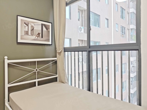 合租·光明城市 4居室 西卧