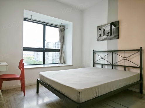 合租·诚品上院 3居室 东卧