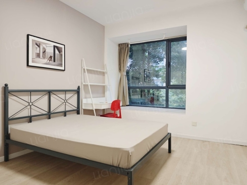 合租·中大君悦金沙一二期 3居室 东卧