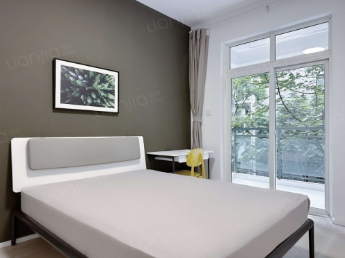 合租·兴元绿洲一期 4居室 西卧