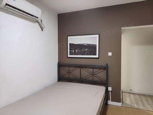 合租·蓝光凯丽香江 3居室 北卧