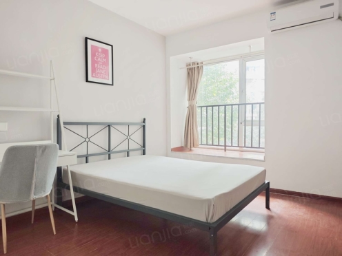 合租·清水路苑 4居室 东卧