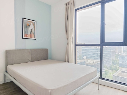 合租·仁和香榭广场 4居室 西卧