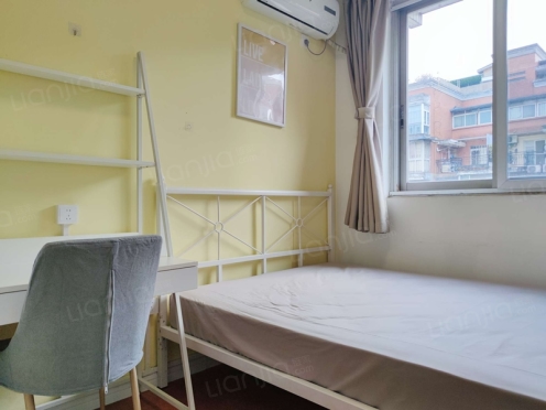 合租·瑞升花园 4居室 南卧