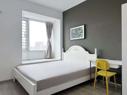 合租·兴元绿洲一期 4居室 西南卧