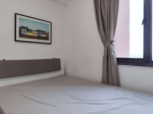 合租·麓府 4居室 东北卧