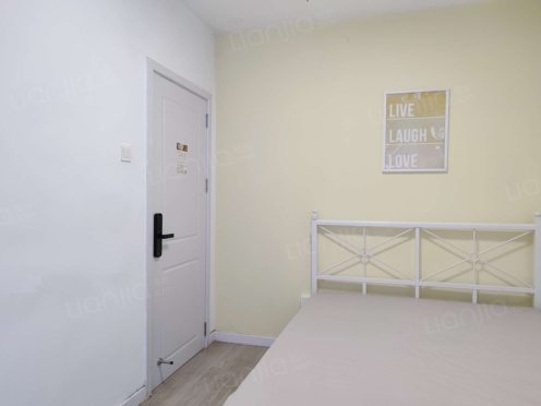 合租·芳草地 4居室 南卧