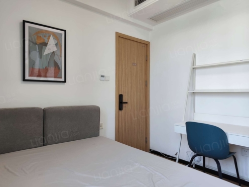 合租·麓府 4居室 北卧