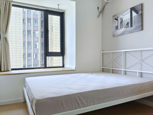 合租·央湖名邸二期 4居室 南卧