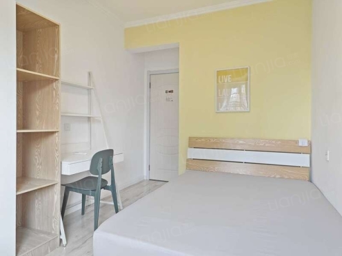 合租·光华美地 3居室 南卧