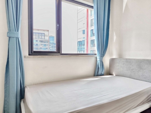 合租·麓府 4居室 西南卧