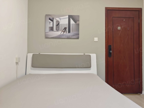 合租·领馆区1号 4居室 东北卧