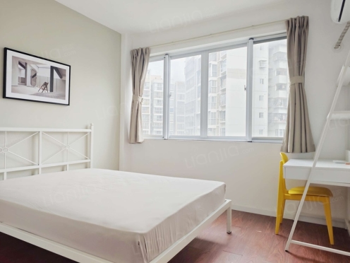 合租·清水路苑 4居室 西卧