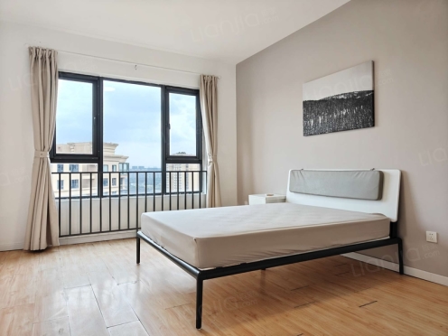 合租·建发天府鹭洲 5居室 北卧