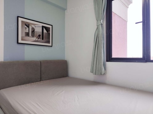 合租·麓府 4居室 东北卧