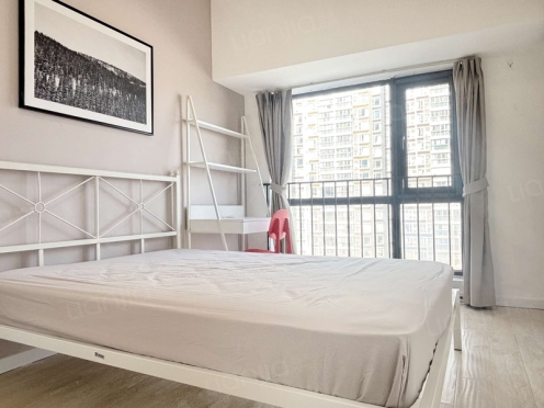 合租·华润二十四城一期 3居室 北卧