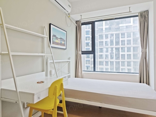 合租·凯德风尚 5居室 北卧