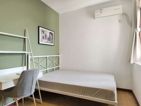 合租·财富又一城 3居室 西卧