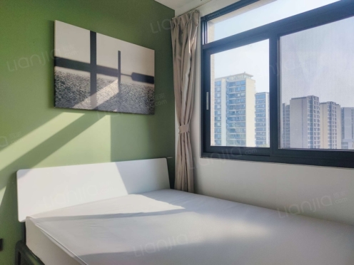 合租·优客联邦三期 4居室 东南卧